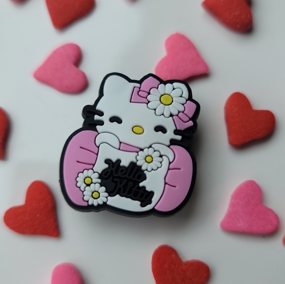 Mix & Match 4 for $10 Hello Kitty Croc Charm - Picture 1 of 3